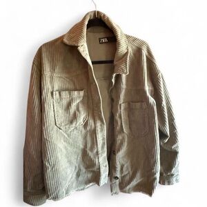 ZARA Men's Corduroy Overshirt in Olive